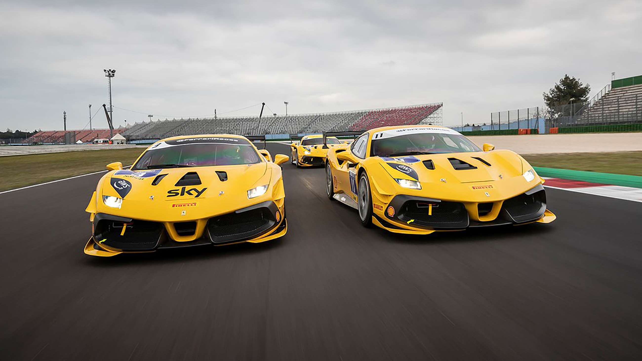 Ignore hypercars, track cars are the best... track cars | GRR