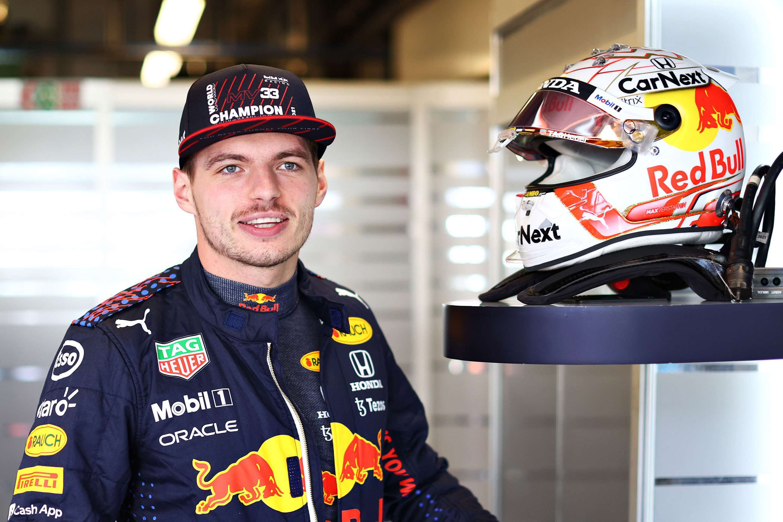 max-verstappen-2028-contract-03032022.jpg