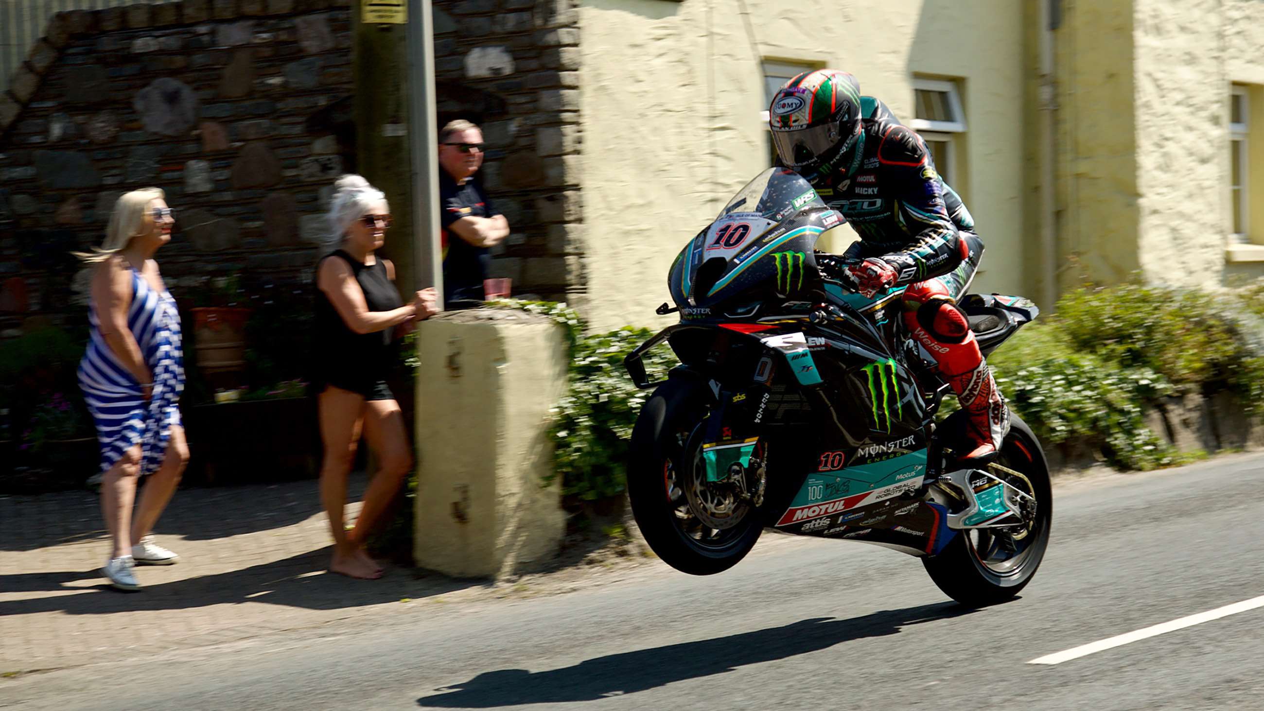 2024-isle-of-man-tt-riders-and-teams-06.jpg