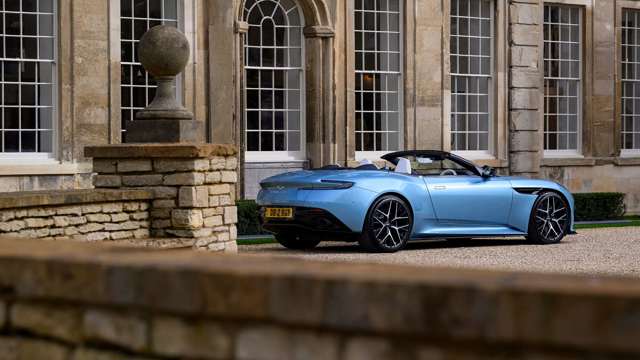 aston-martin-db12-volante-first-drive-35.jpg