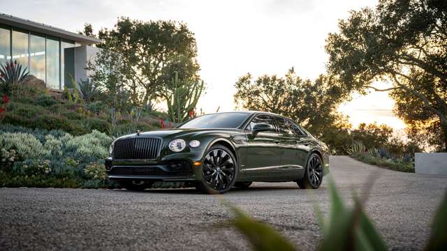 bentley-flying-spur-hybrid-03.jpg