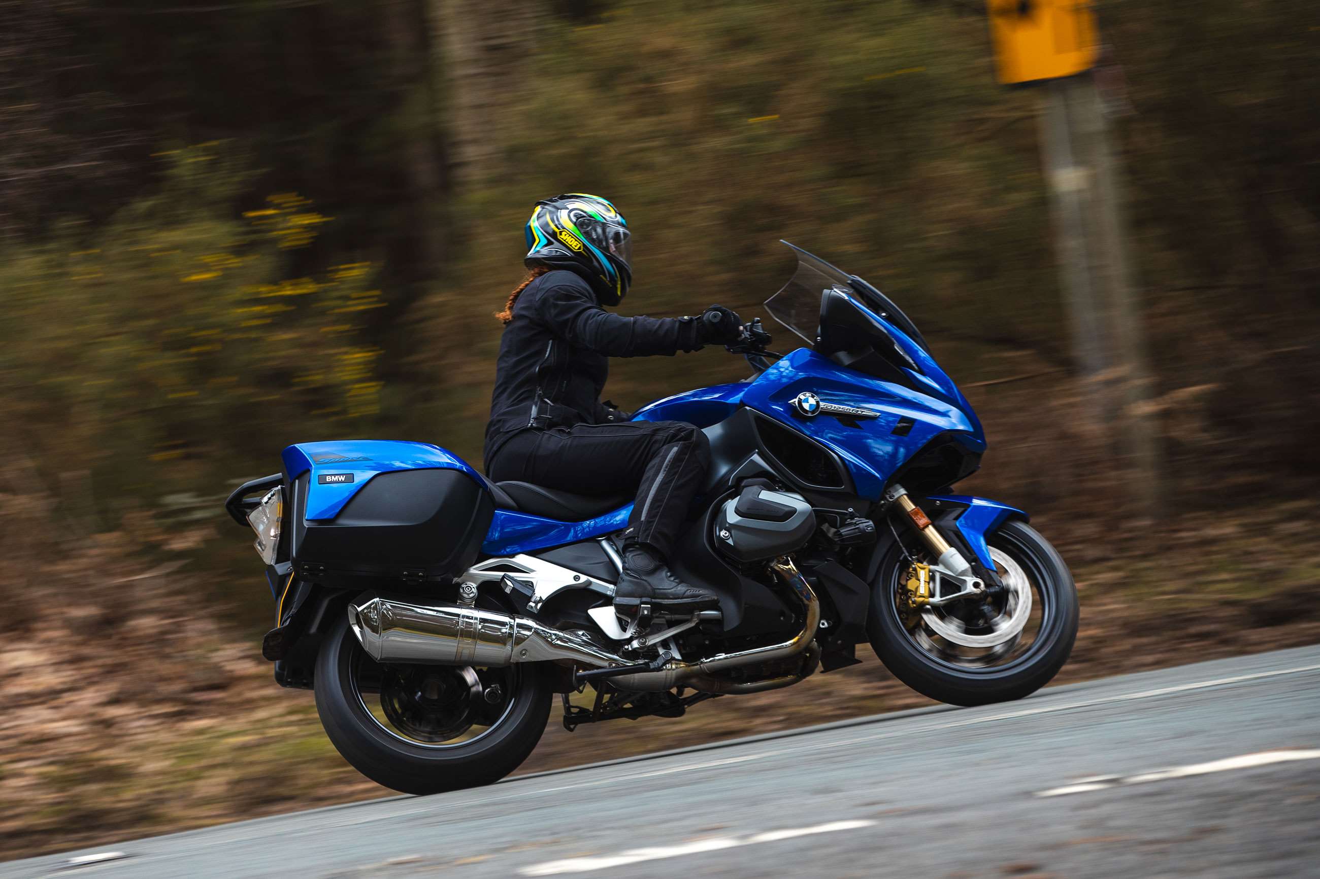 First Ride 2021 BMW R1250RT Review GRR