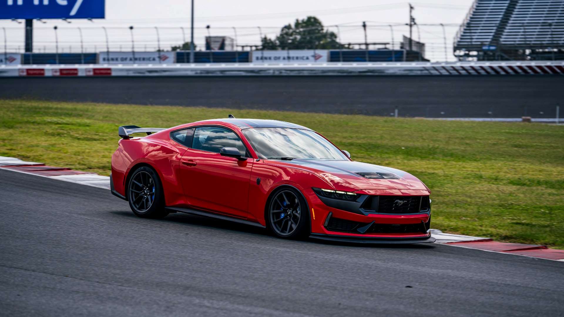 Ford Mustang Dark Horse 2023 Review | First Drive | GRR