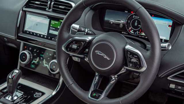 jaguar-xe-d200-review-goodwood-23092114.jpg