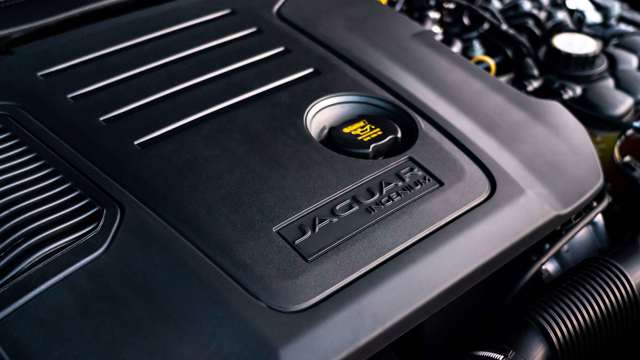 jaguar-xf-sportbrake-engines-goodwood-28012021.jpg