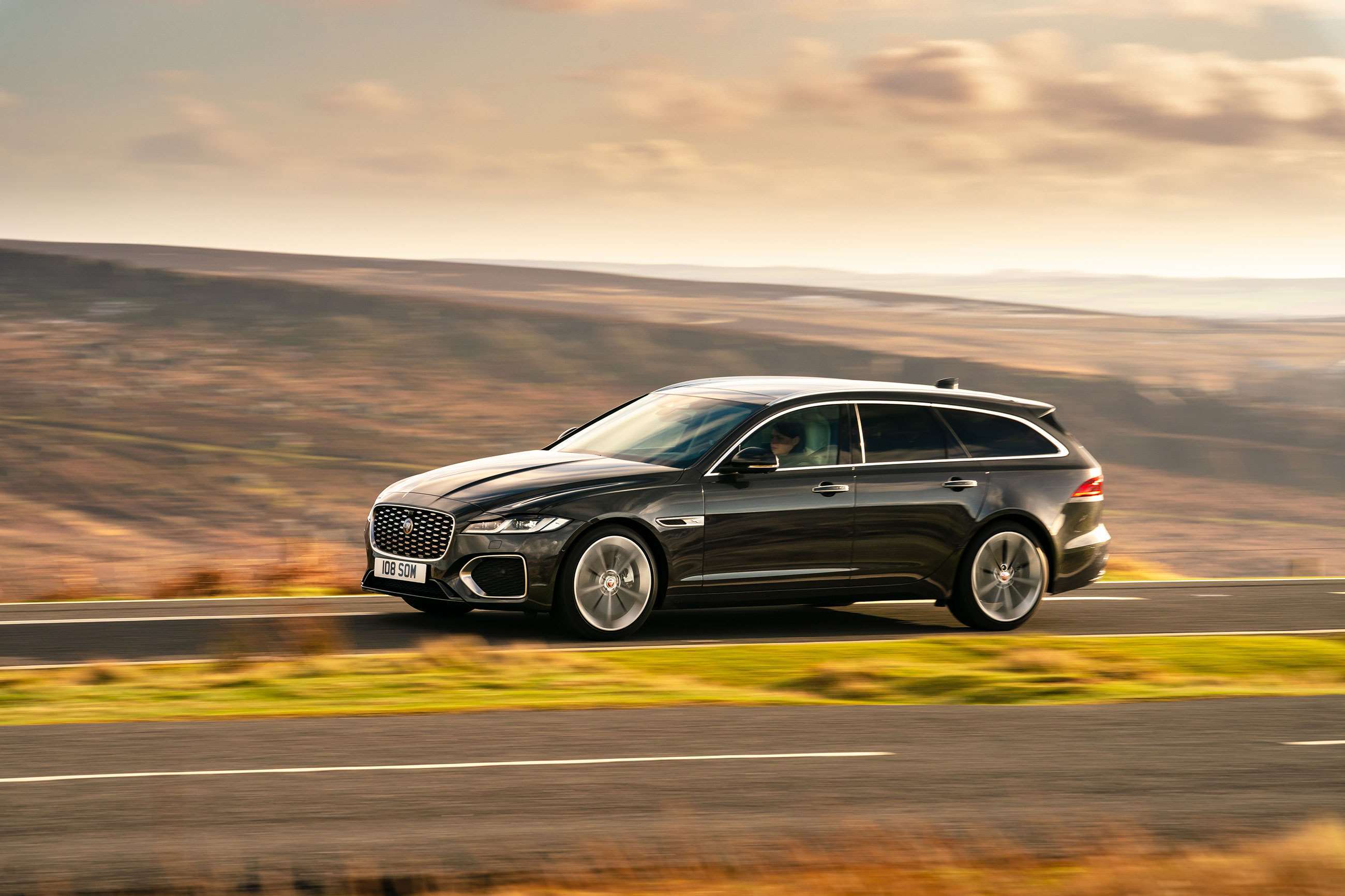 jaguar-xf-sportbrake-review-goodwood-28012021.jpg