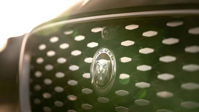 jaguar-xf-sportbrake-technology-goodwood-28012021.jpg