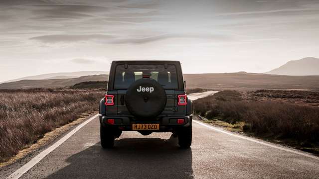 jeep-wrangler-first-drive-2024-32.jpg
