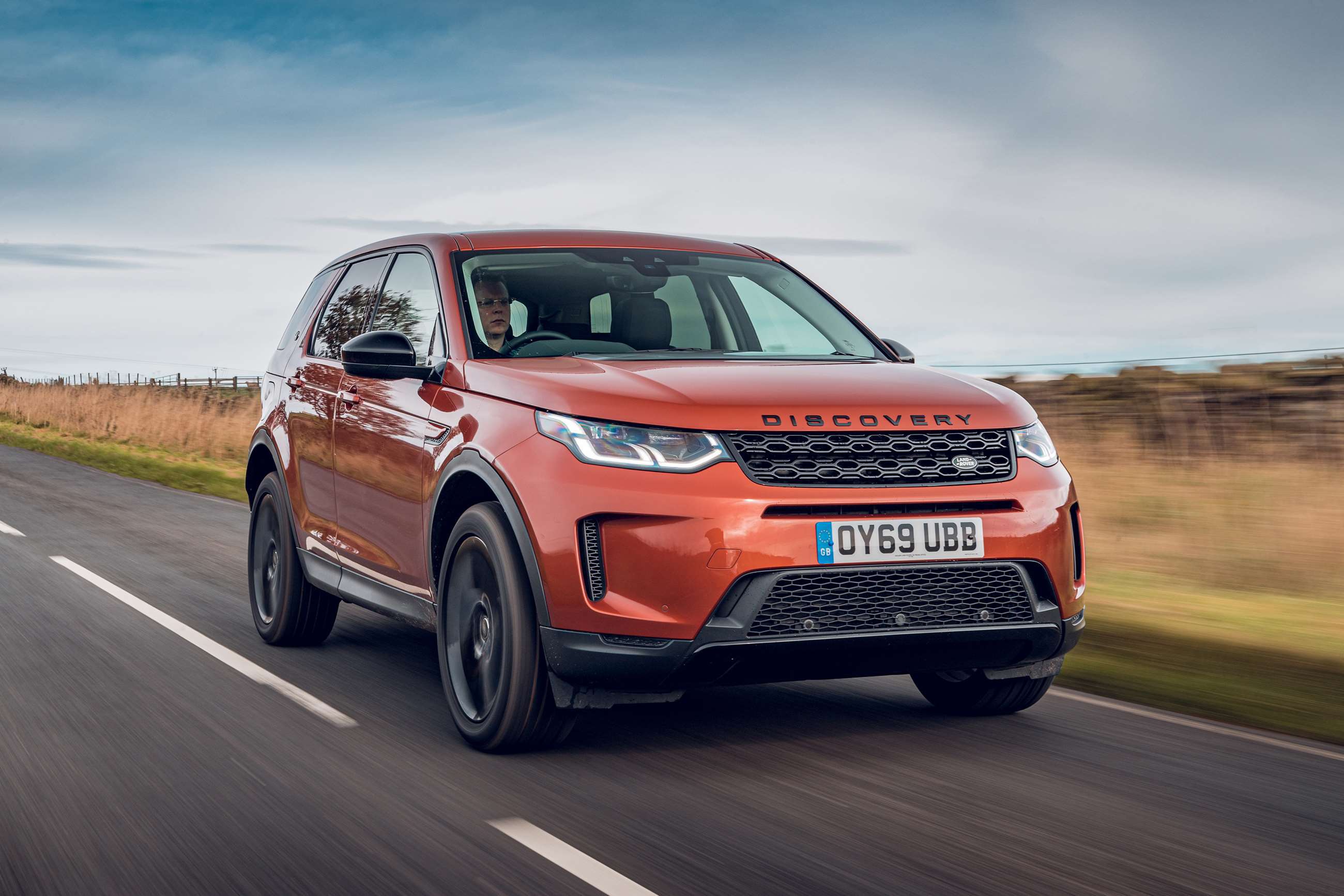 2020-land-rover-discovery-sport05111901.jpg
