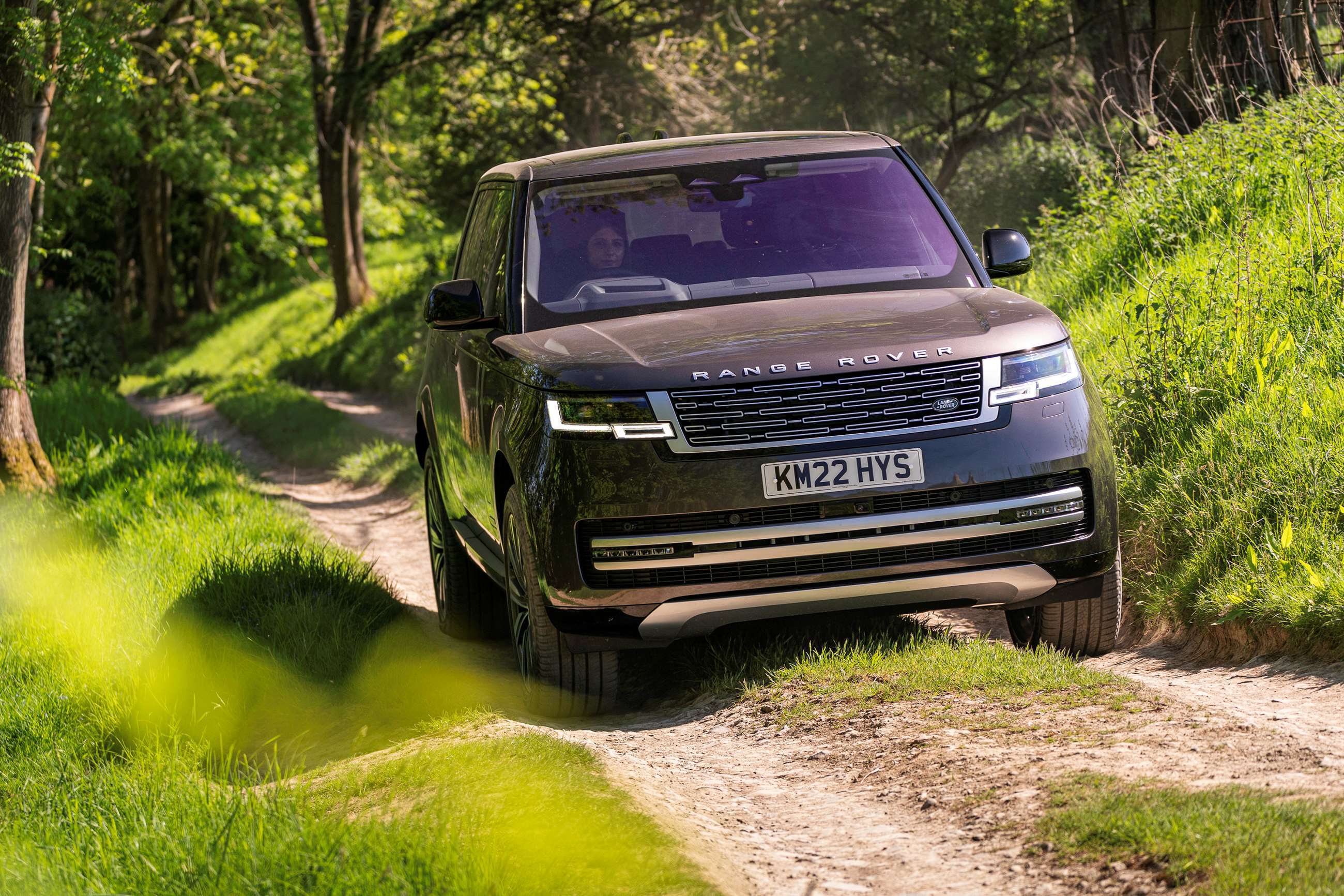 range-rover-first-drive-01.jpg