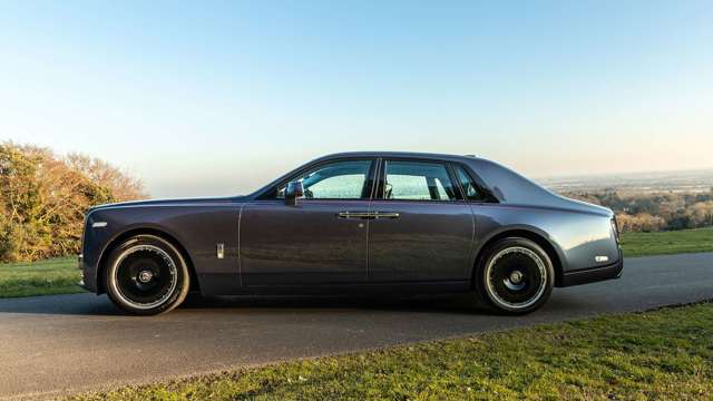 rolls-royce-phantom-goodwood-test-2023-review-19.jpg