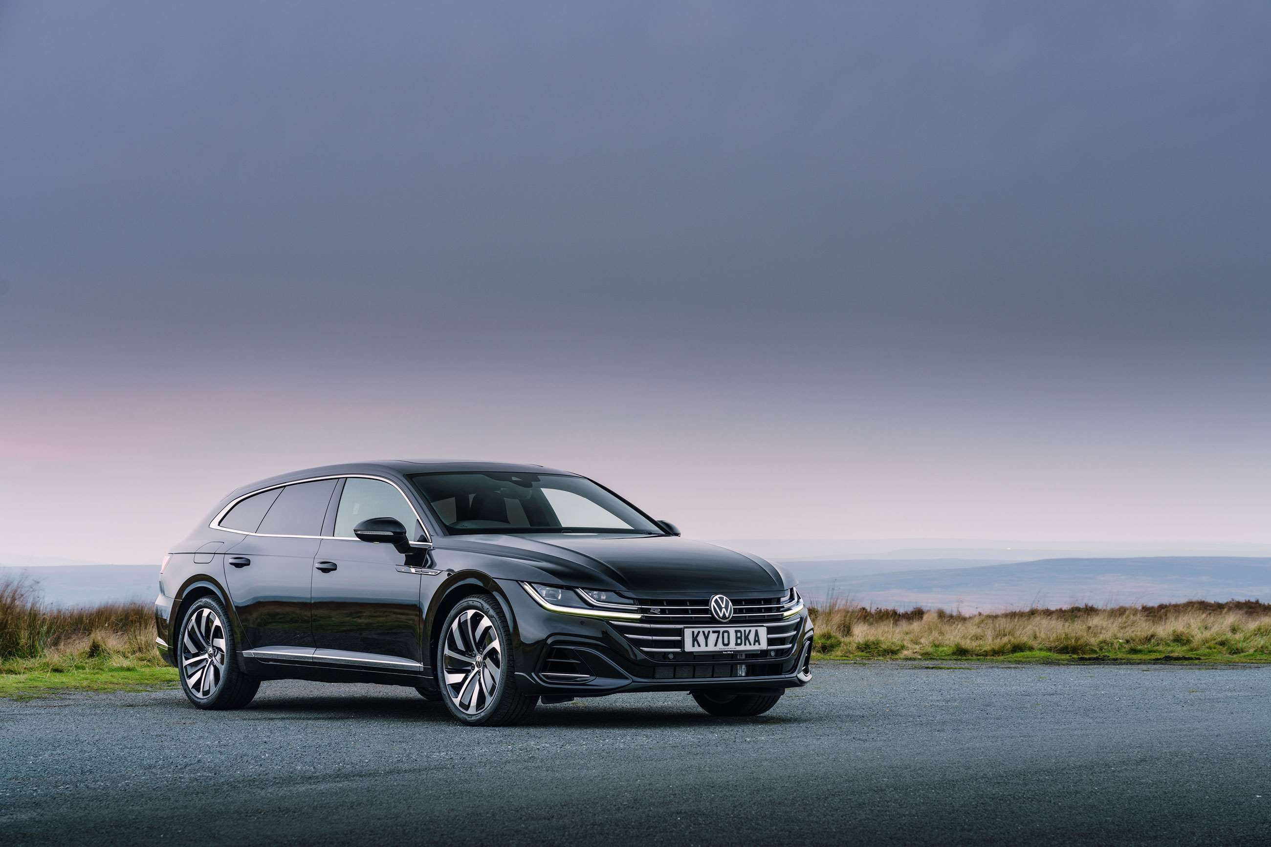 volkswagen-arteon-shooting-brake-goodwood-30042021.jpg