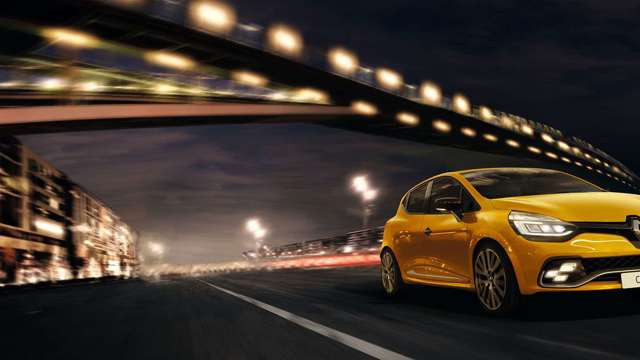 renault_clio_rs_05071604.jpg