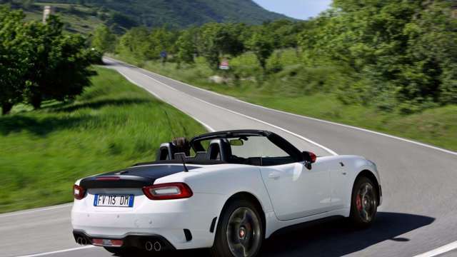 abarth_124_spider_20042017_04.jpg