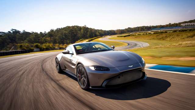 aston_martin_vantage_2018_goodwood_21112017_20111724.jpg