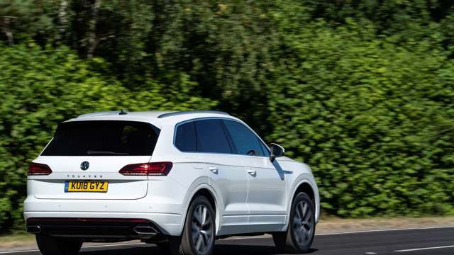 volkswagen_touareg_2019_18121807.jpg