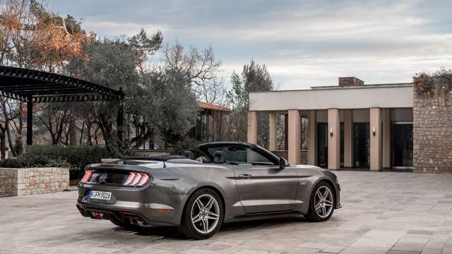 ford_mustang_2018_first_drive_goodwood_26031805.jpg