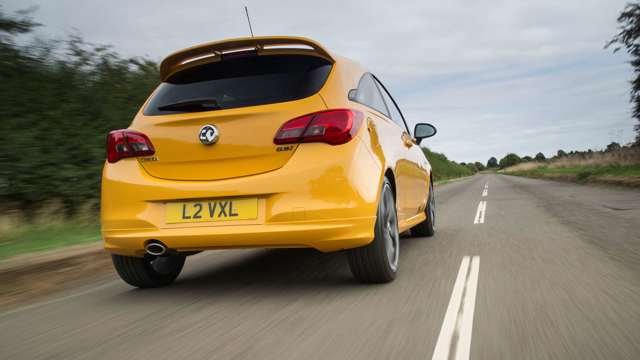 vauxhall_corsa_gsi_28091808.jpg