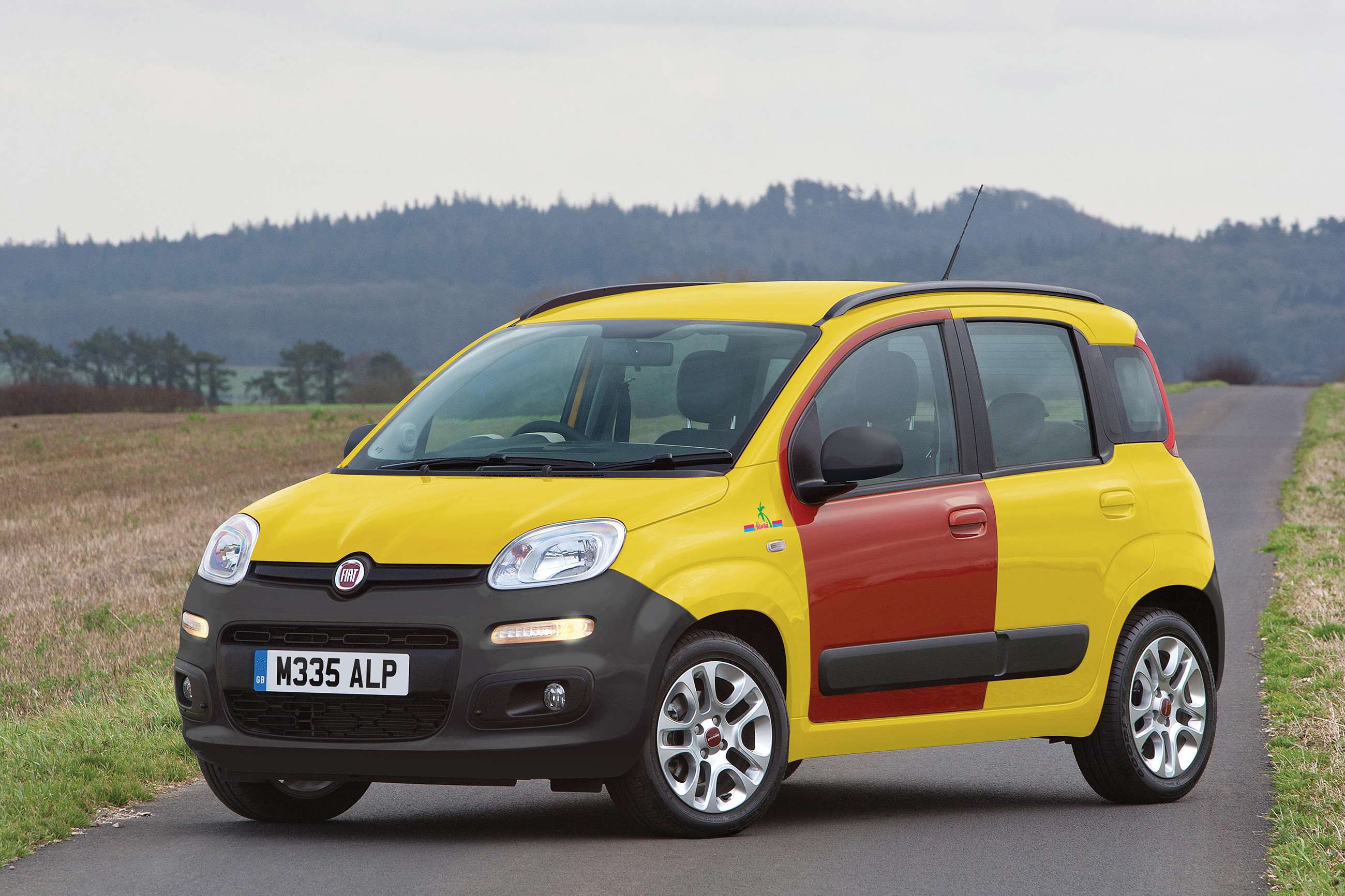 fiat-panda-hawaii-imbetweeners-april-fools-goodwood-01042019.jpg