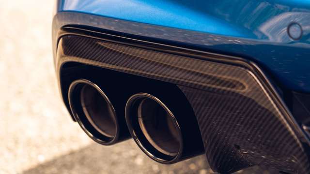 bmw-m8-competition-exhaust-goodwood-13122019.jpg