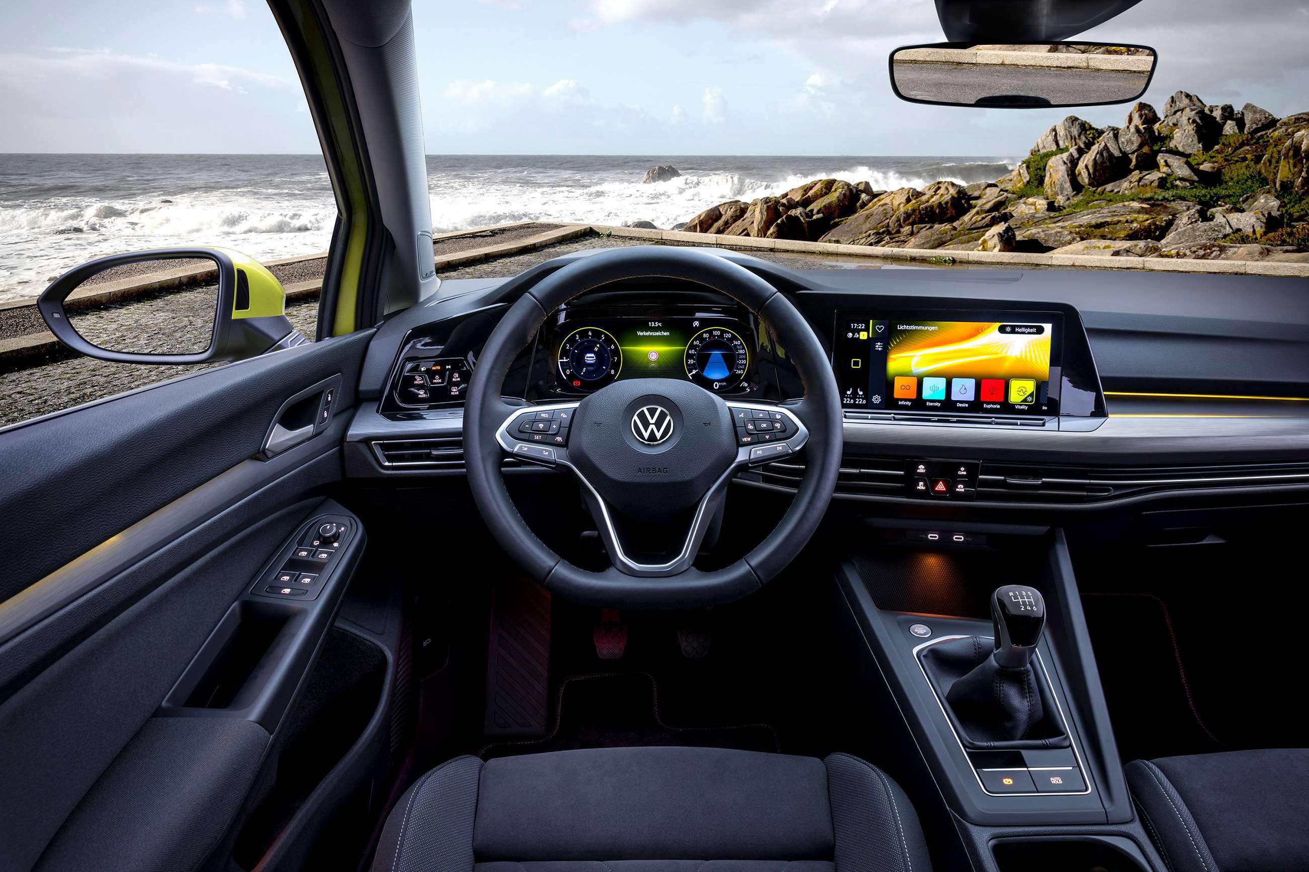 volkswagen-golf-mk8-interior-goodwood-09122019.jpg