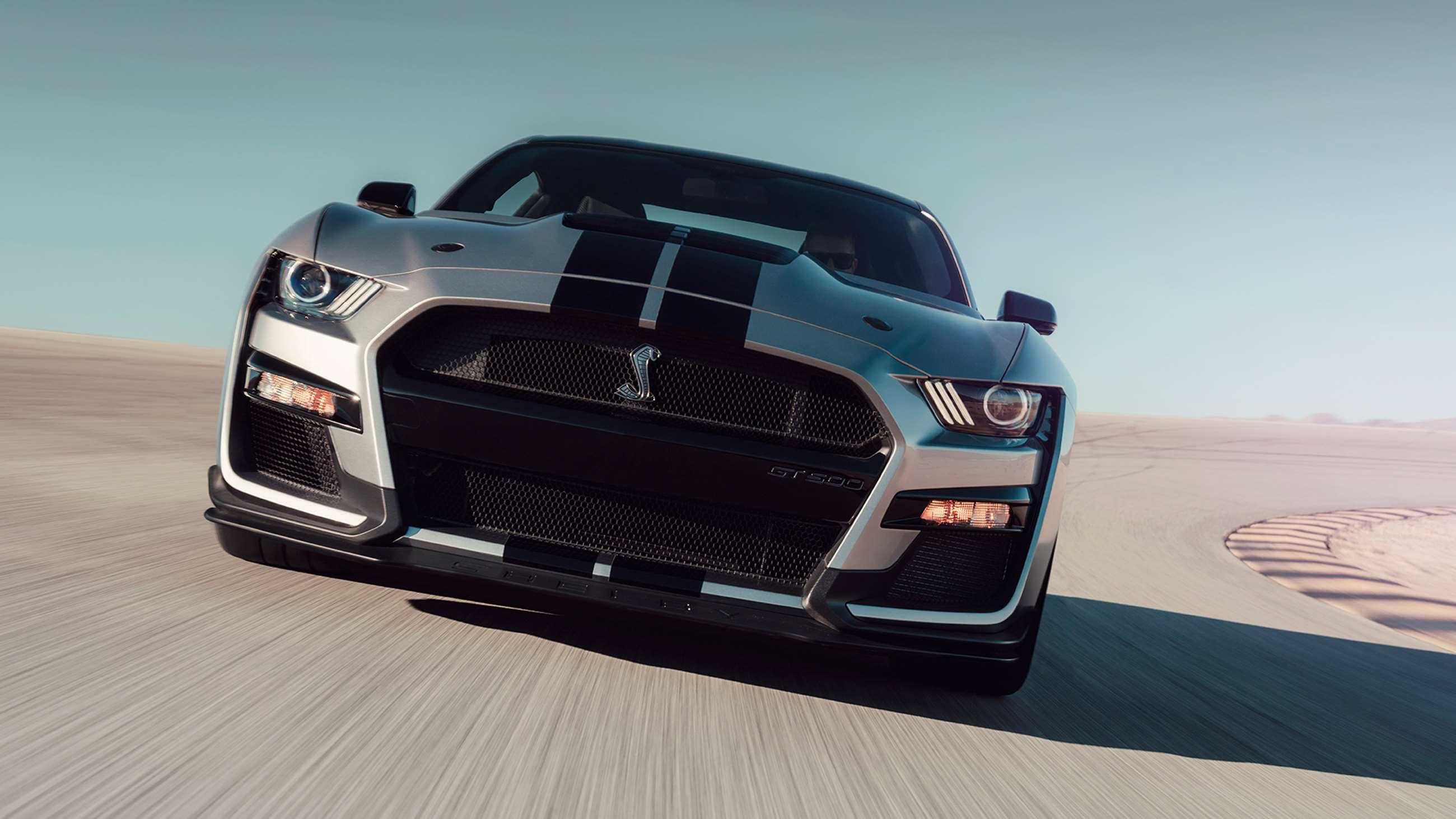 Goodbye tyres, hello Mustang Shelby GT500