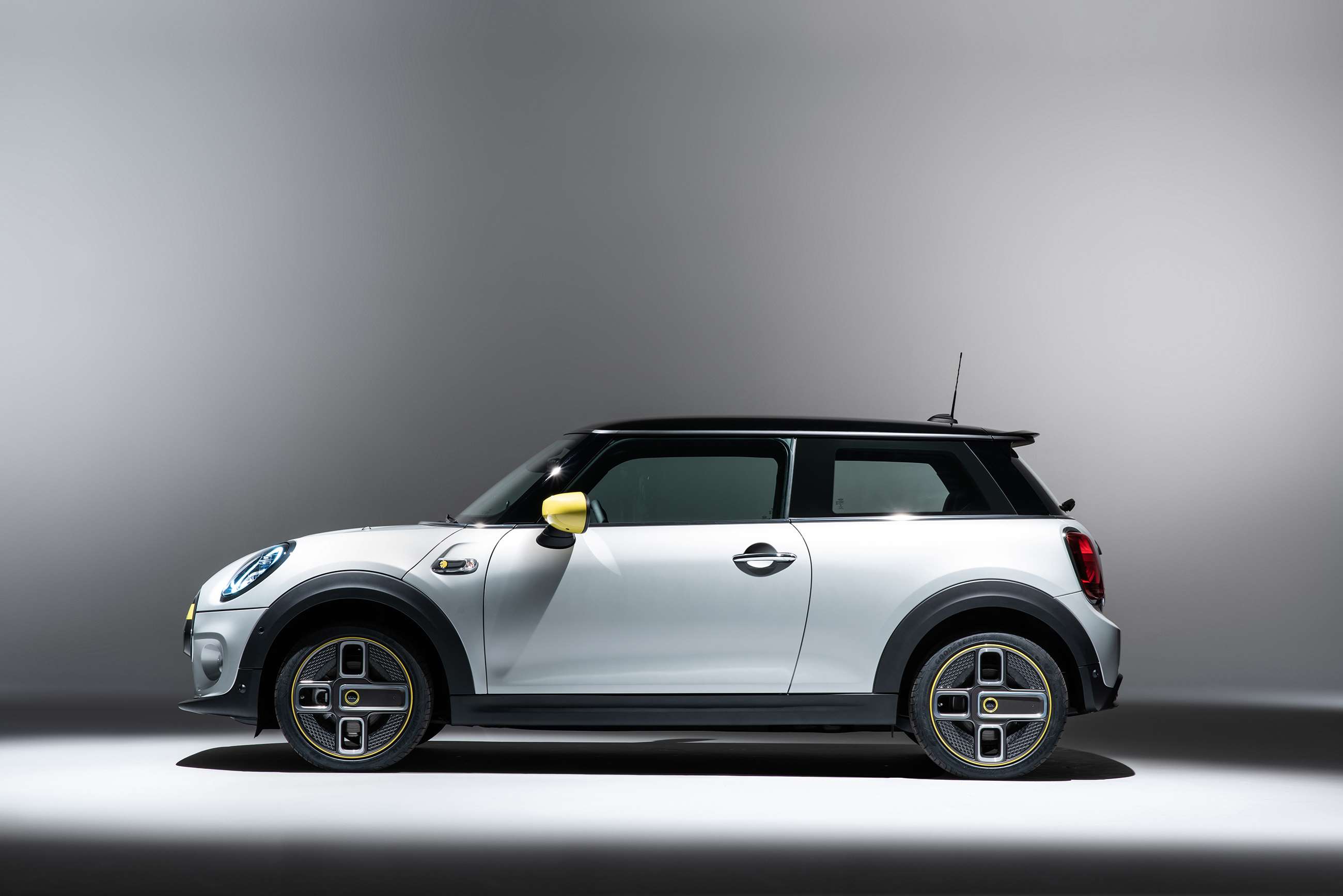 Mini electric online lease deals