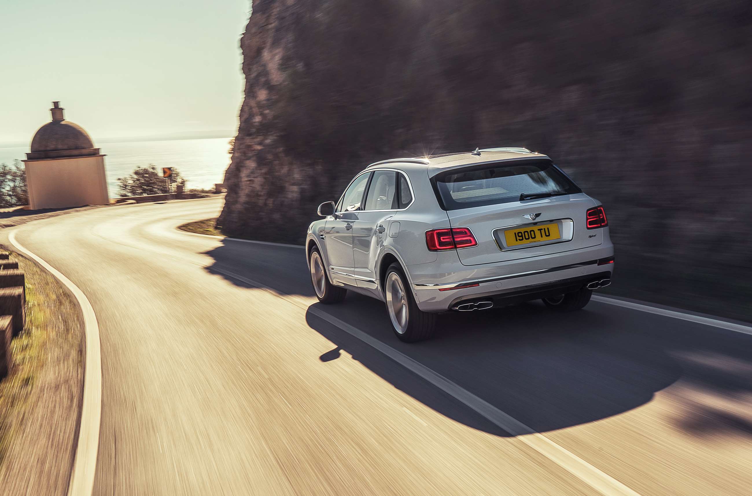 bentley-bentayga-hybrid-review-goodwood-02072019.jpg