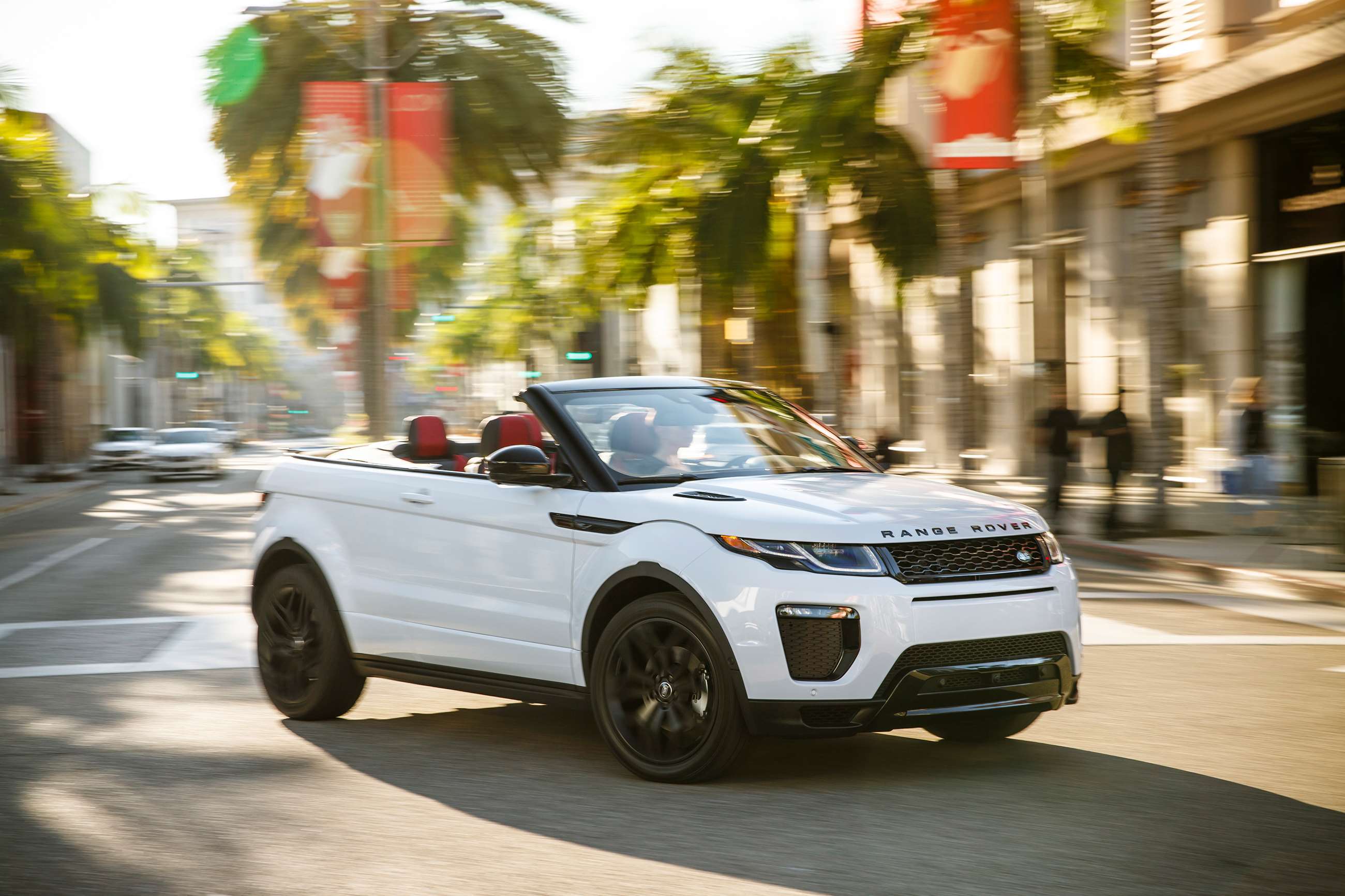 range-rover-evoque-convertible-2019-goodwood-06032019.jpg