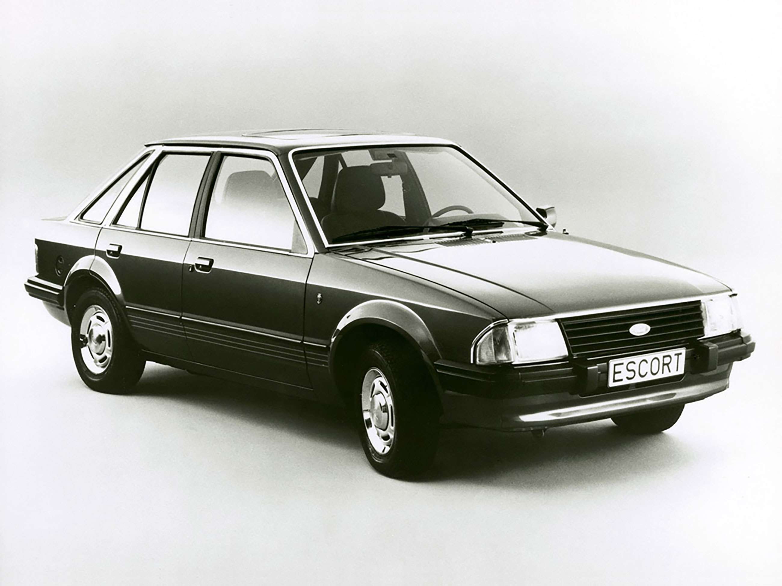 best-cars-1980-5-ford-escort-mk3-goodwood-111212020.jpg