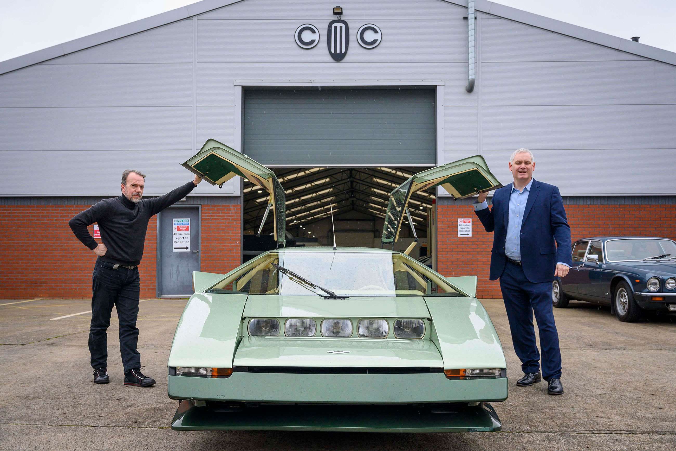 Tim Griffin (left) and Nigel Woodward (right) of Classic Motor Cars Bridgnorth.