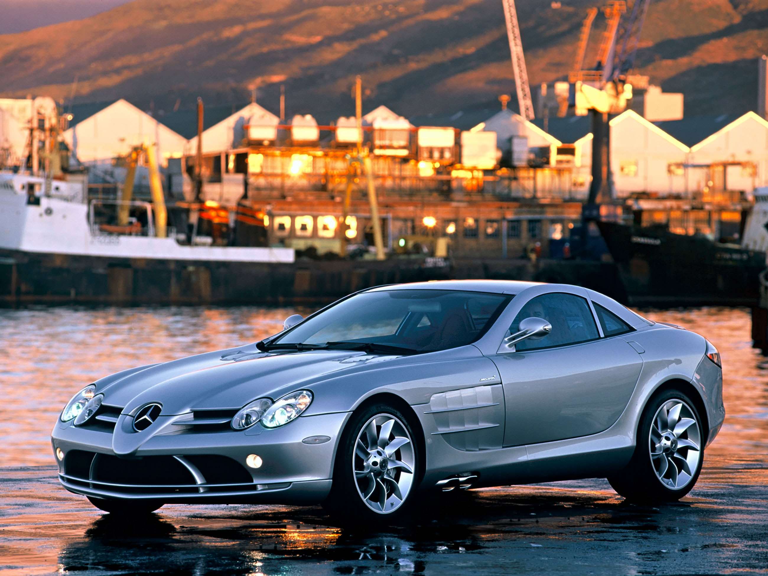 Mercedes benz slr mclaren. Mercedes SLR MCLAREN. Mercedes-Benz SLR MCLAREN 2003. MCLAREN SLR c199.