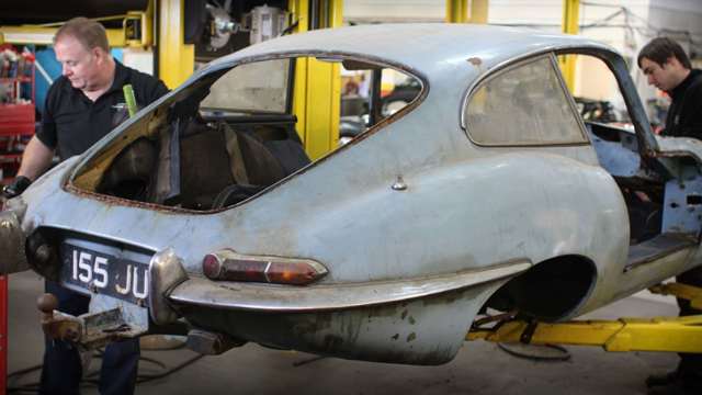 jaguar-e-type-restoration-2020-goodwood-29042020.jpg