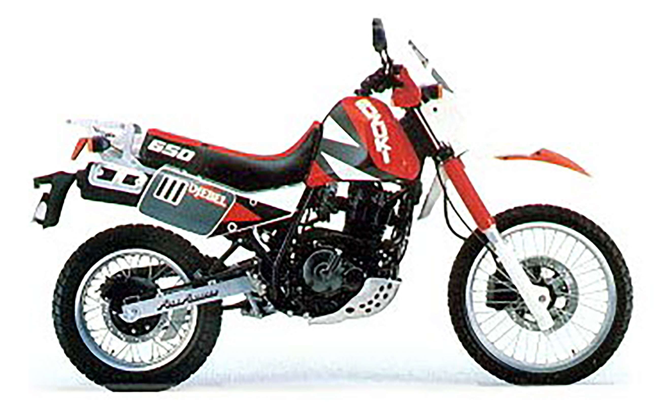 best-bikes-of-the-nineties-2-suzuki-dr650-goodwood-07052020.jpg