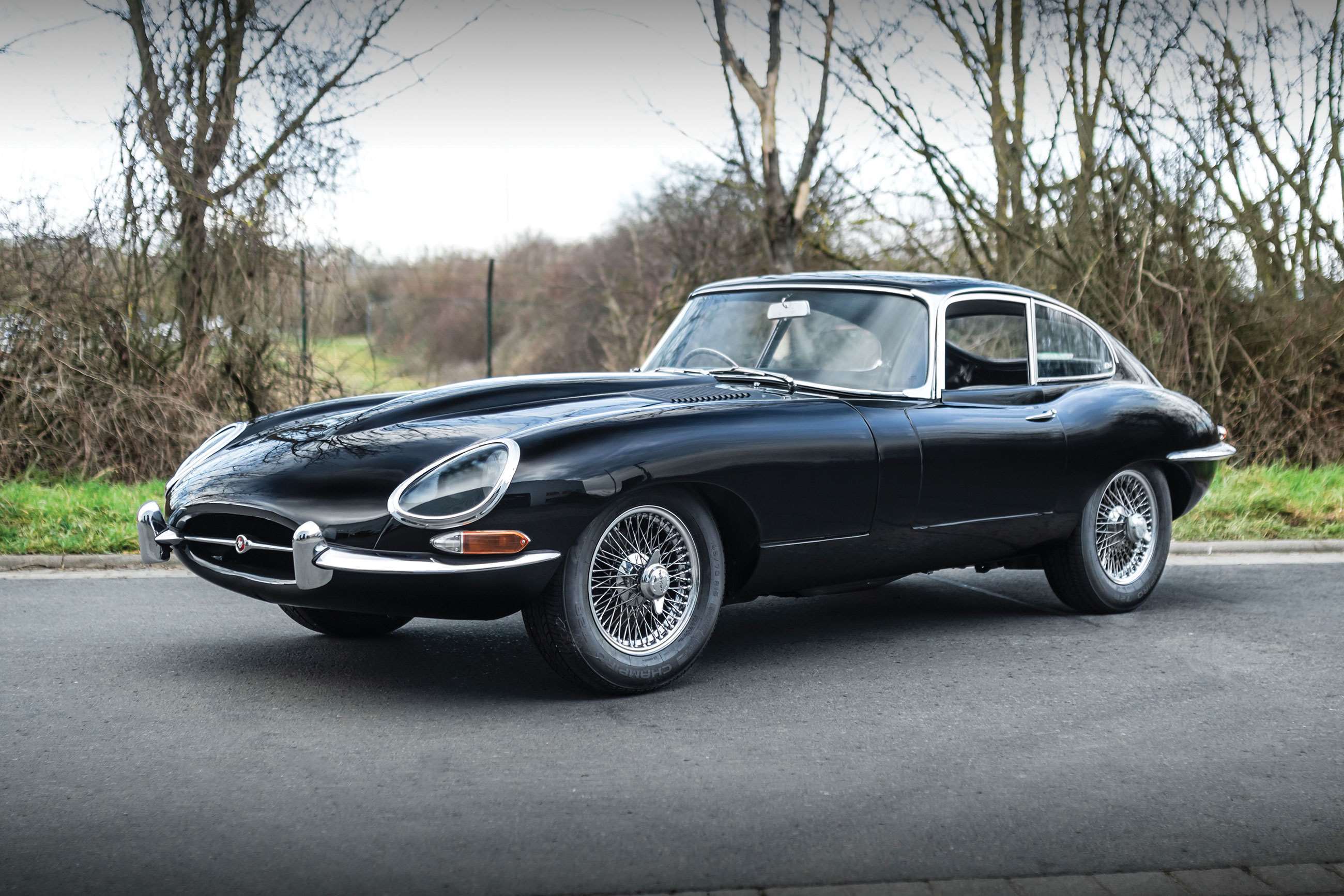 jaguar-e-type-series-i-3.8-litre-fixed-head-coupe-1963-petitjean-collection-rm-sothebys-goodwood-12062020.jpg