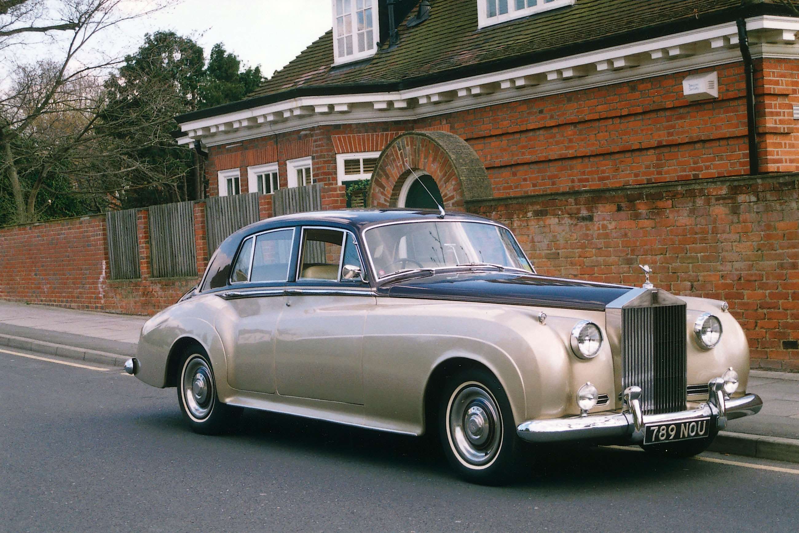 best-rolls-royce-cars-ever-5-rolls-royce-silver-cloud-goodwood-26082020.jpg