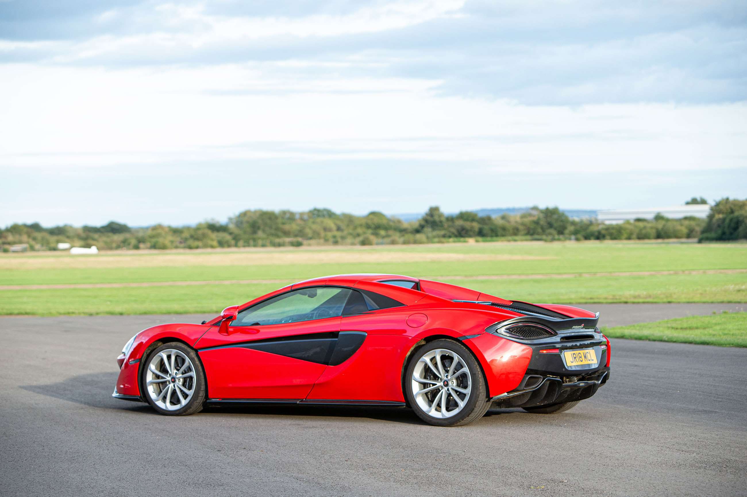 bonhams-mph-bicester-2020-mclaren-570s-spider-goodwood-02092020.jpg