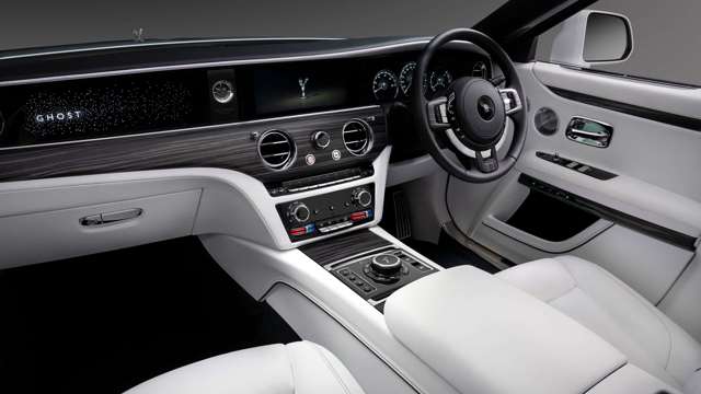 rolls-royce-ghost-2021-interior-goodwood-01092020.jpg