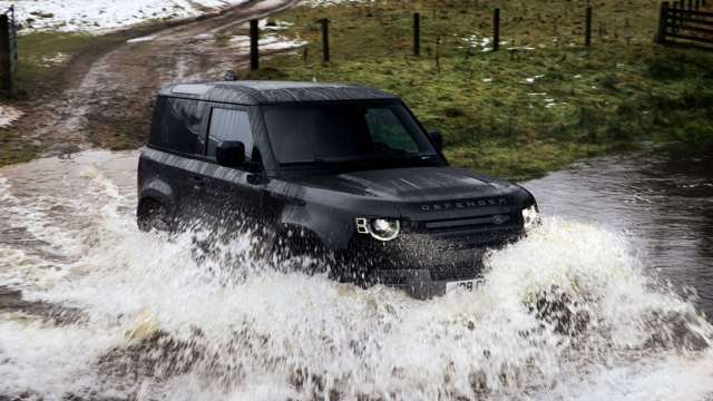 land-rover-defender-90-v8-2021-goodwood-24022021.jpg