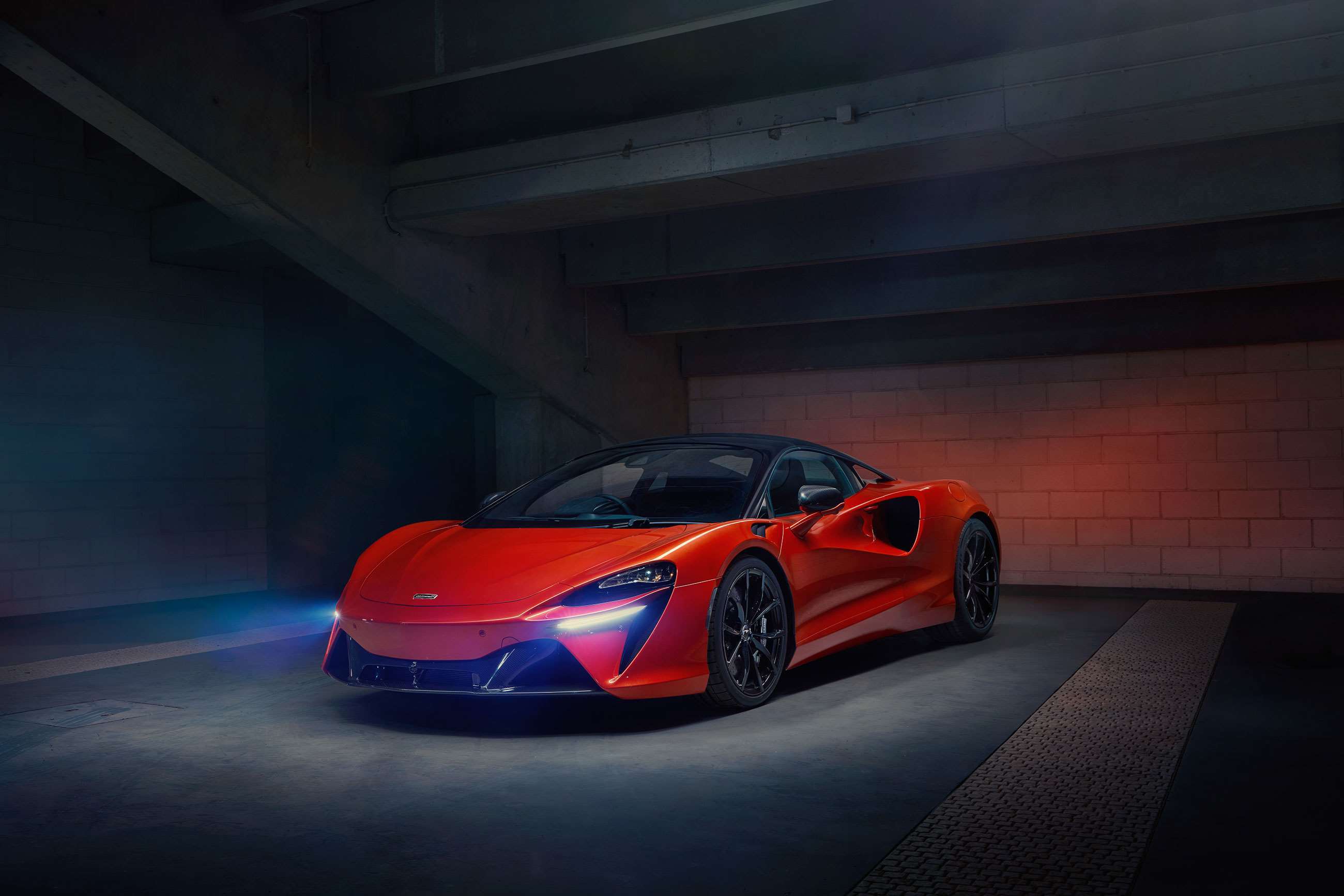 The McLaren Artura is a next-gen supercar | GRR