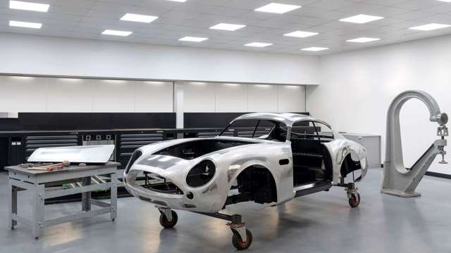best-reborn-cars-aston-martin-db4-gt-zagato-continuation-workshop-goodwood-07042021.jpg