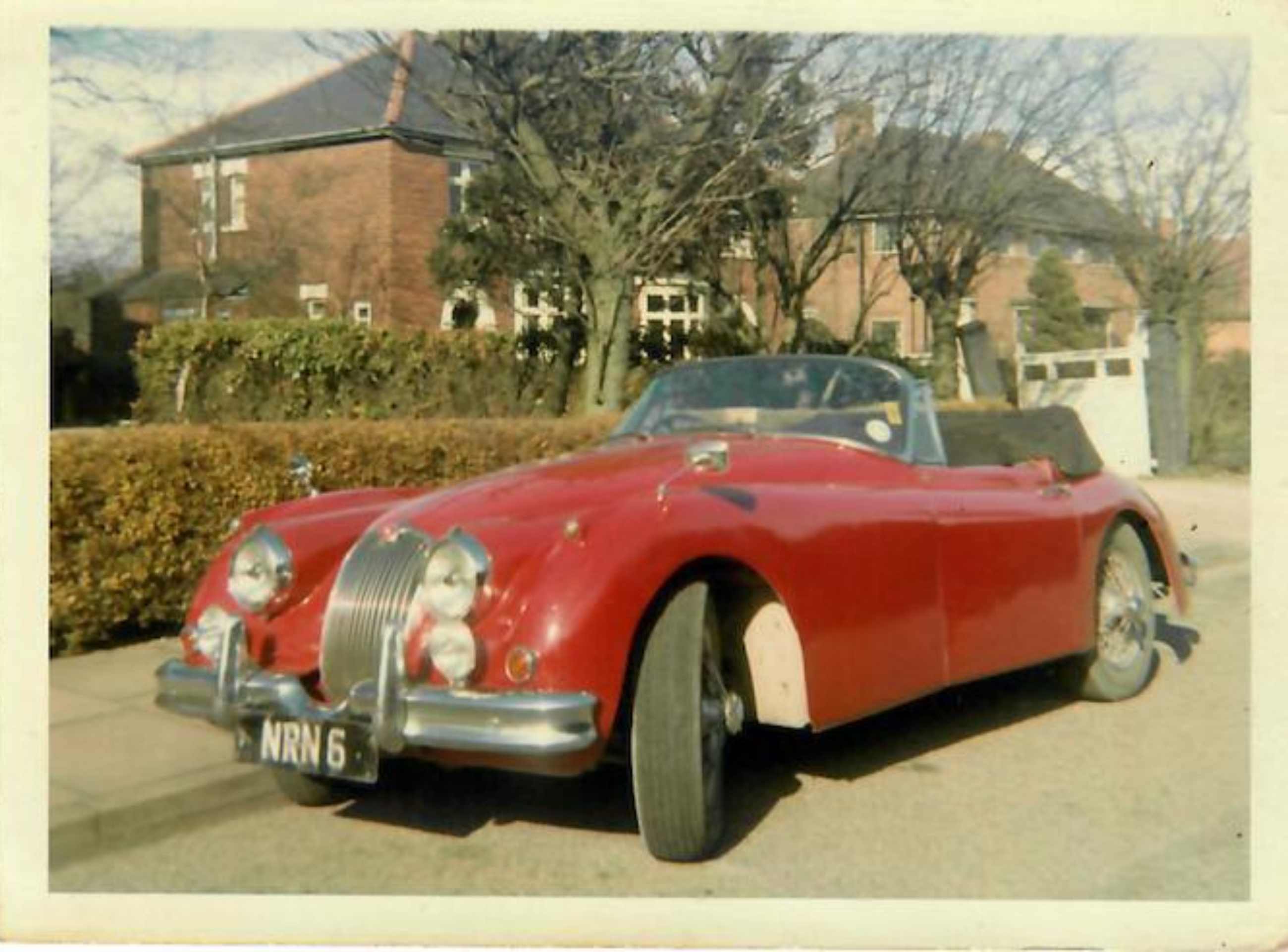 1960-jaguar-xk150-2.png