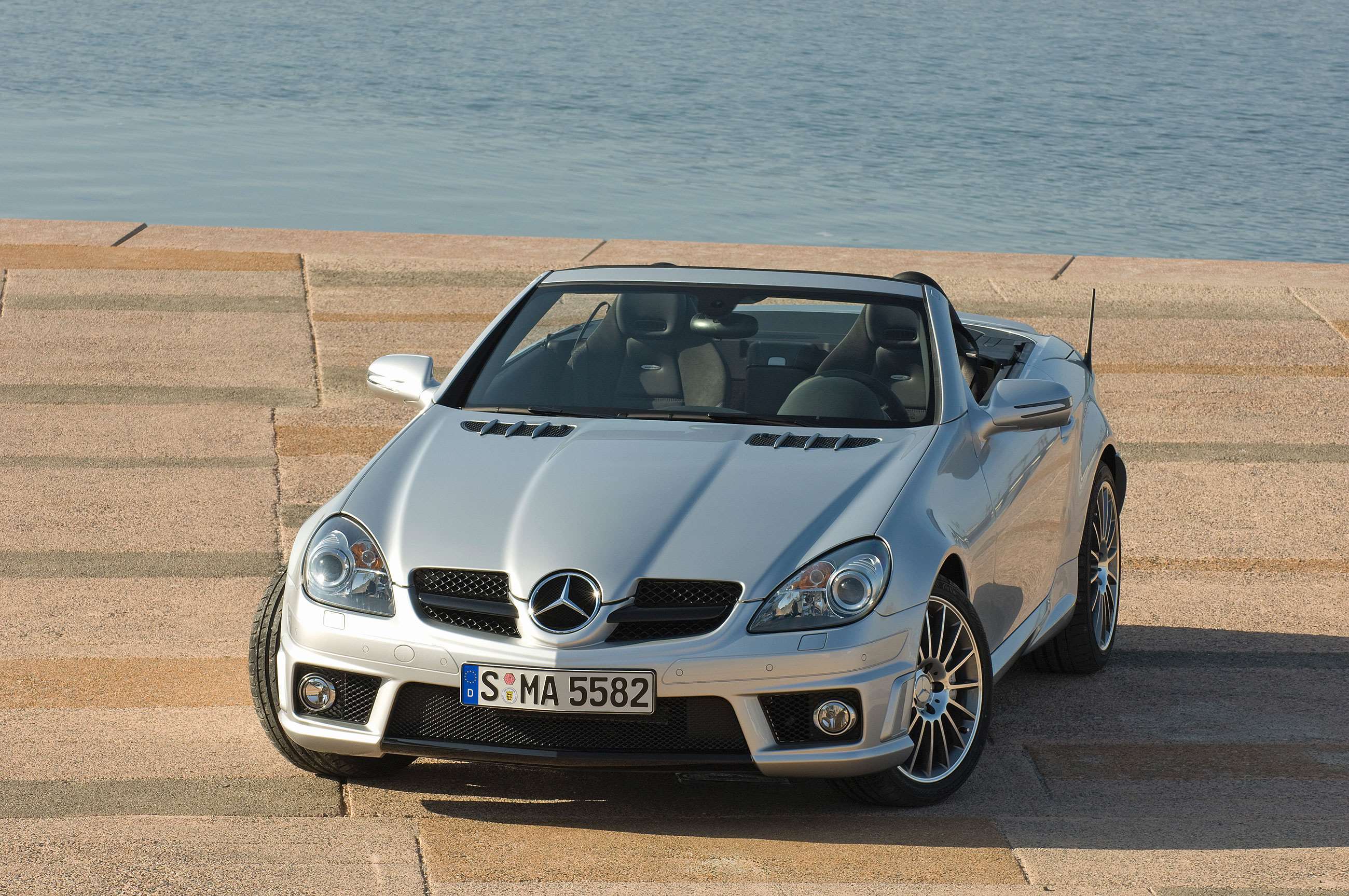 best-mercedes-amgs-4-amg-slk-55-goodwood-13052021.jpg