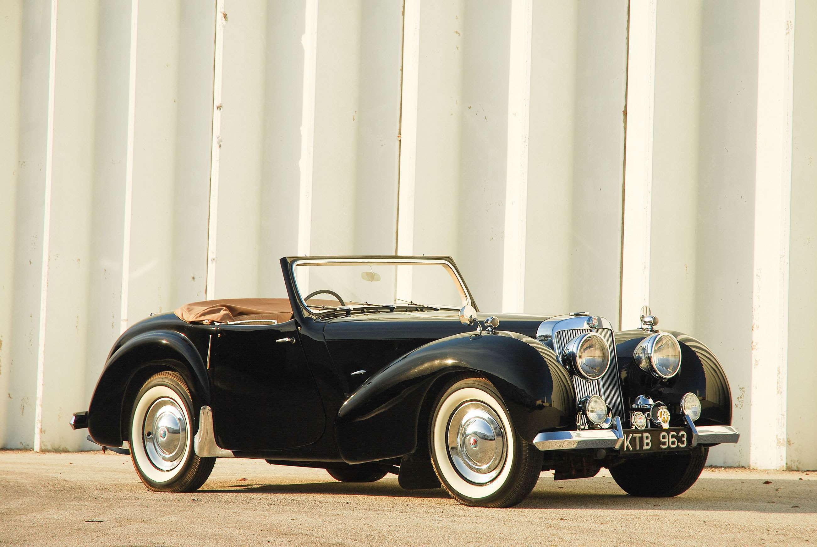 best-triumph-road-cars-3-triumph-roadster-1949-bonhams-goodwood-10052021.jpg
