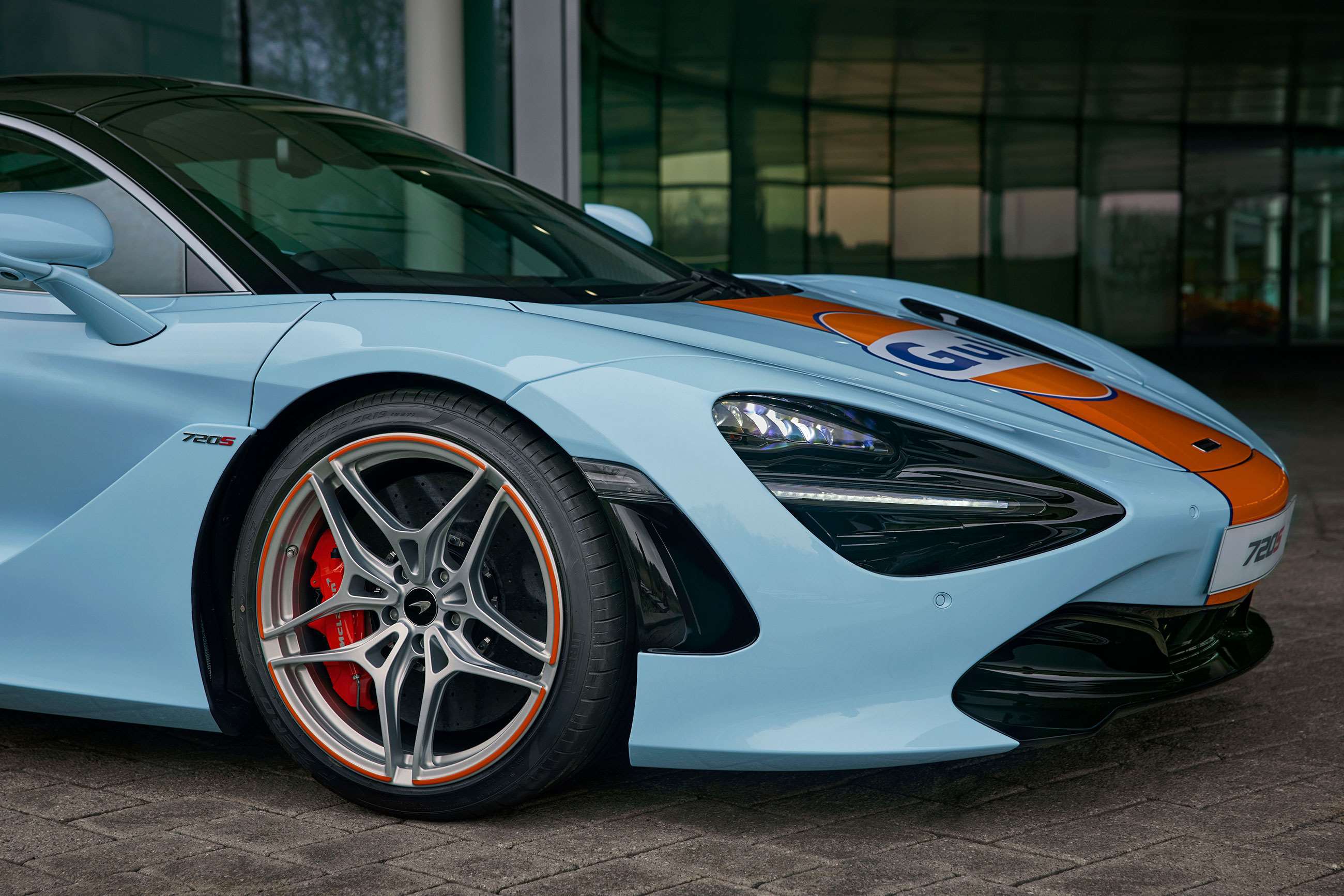 mclaren-720s-gulf-livery-goodwood-17052021.jpg