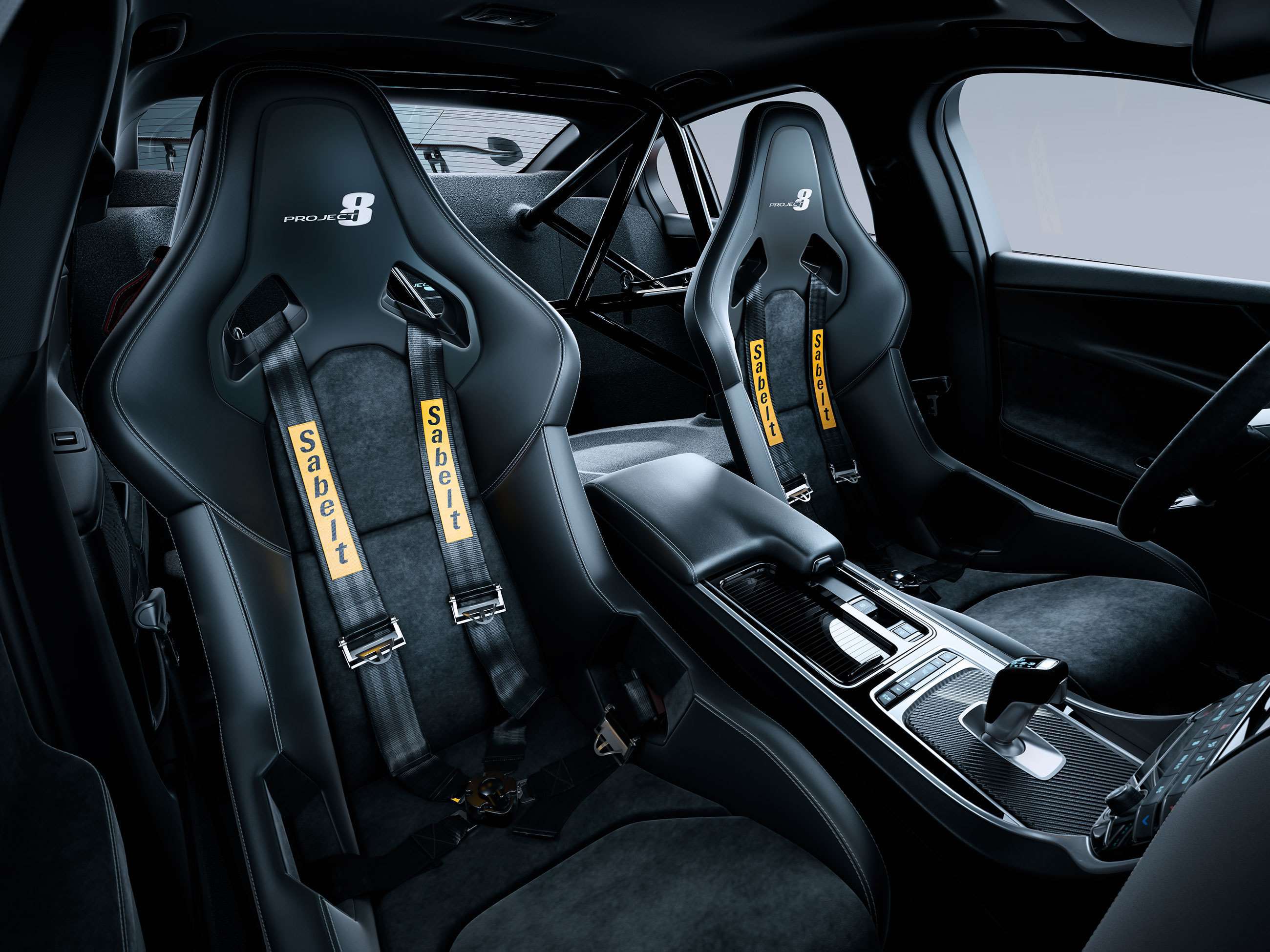 jaguar-xe-project-8-rear-seat-delete-goodwood-11062021.jpg