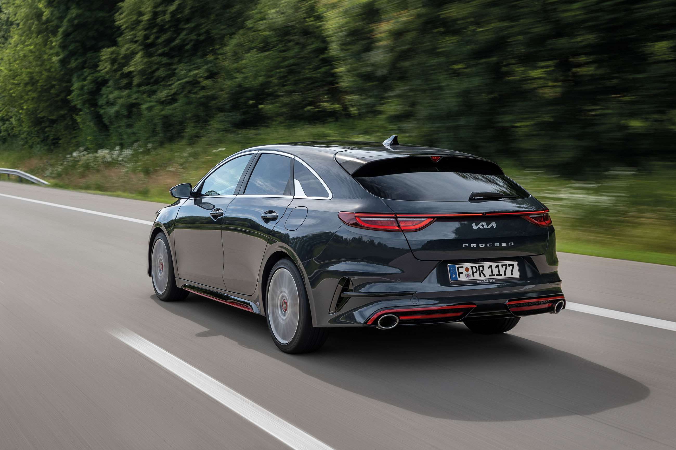 Kia proceed gt 2023