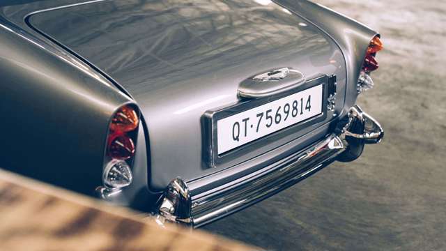 aston_martin_db5_james_bond_little_car_company_7.jpg