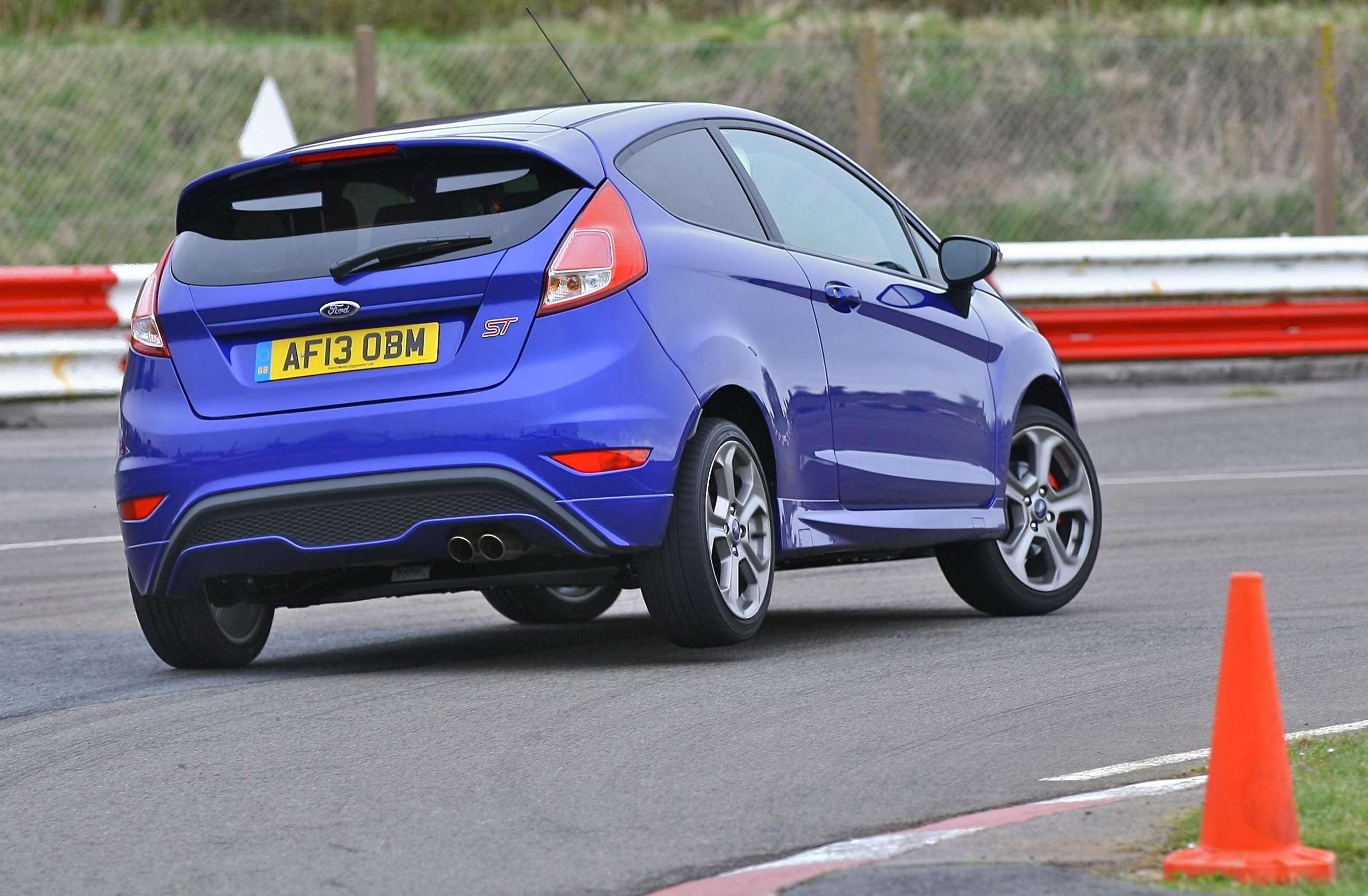 ford-fiesta-st-tfif-01.jpg