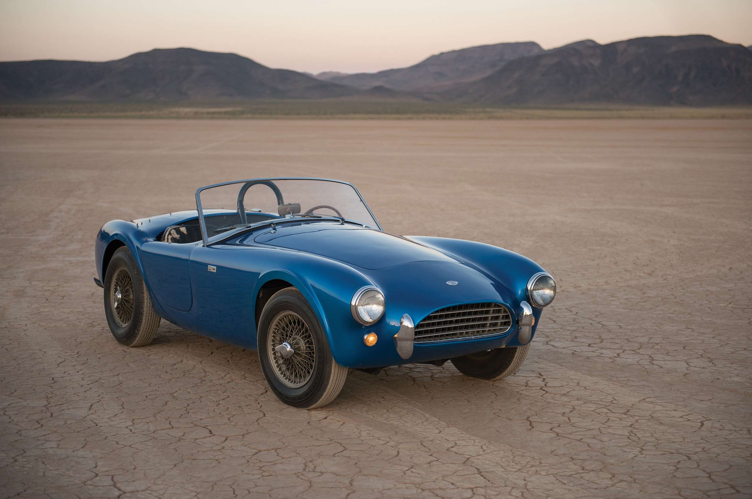 anorak-cars-turning-60-in-2022-ac-cobra.jpg